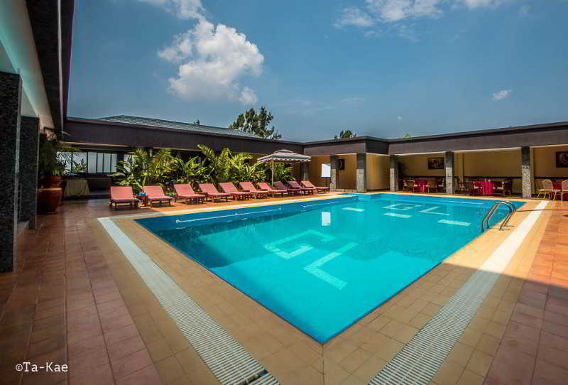 קיגאלי Grand Legacy Hotel מראה חיצוני תמונה