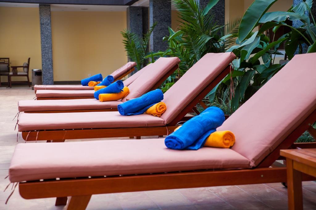 קיגאלי Grand Legacy Hotel מראה חיצוני תמונה